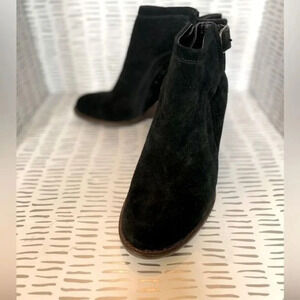 Lucky Brand Yasine‎ Black Suede Slip On Ankle Booties Womens Size 6 Wedge Heel